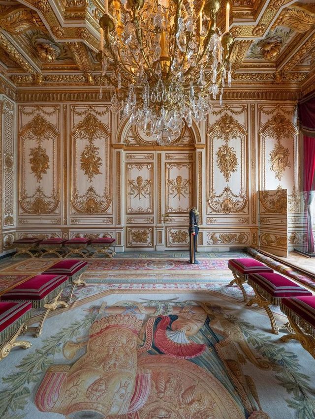 Napoleon's Imperial Apartments 🛋️👑 