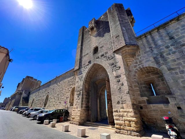 Towers and Walls of Aigues-Mortes 🏰