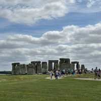 Journey from Old Sarum to Stonehenge: A Day of Exploration, Ending with an Evening in Salisbury