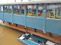 คาเฟ่สวยริมคลองใกล้จุดล่องเรือ