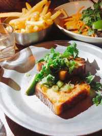 London | The best place for friends reunion or date night 