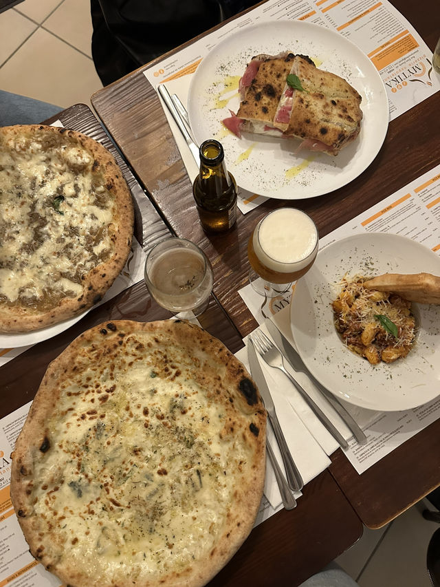 Best Napolitan Pizzeria in town