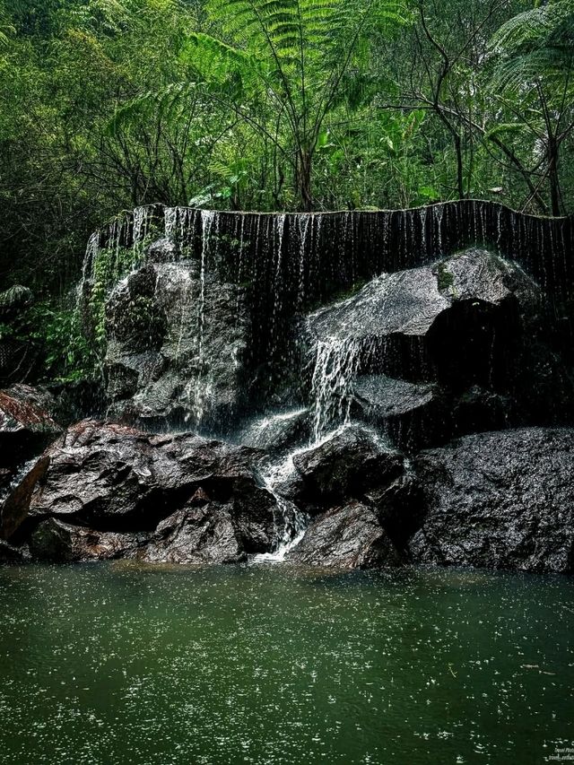 Goa Raja Waterfall, Bali: A Hidden Gem in the Jungle’s Embrace