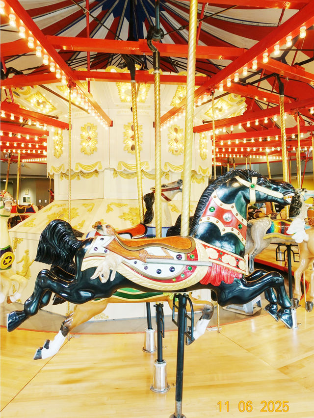 🎠 Burnaby Village Museum의 하이라이트 회전목마