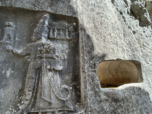 Travel Artists! Visit the Yazilikaya Hittite Temple for an Evocative Historical Experience! 
