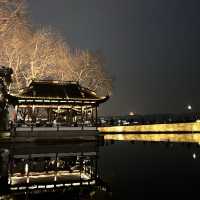 Sunset at West Lake in Hangzhou!