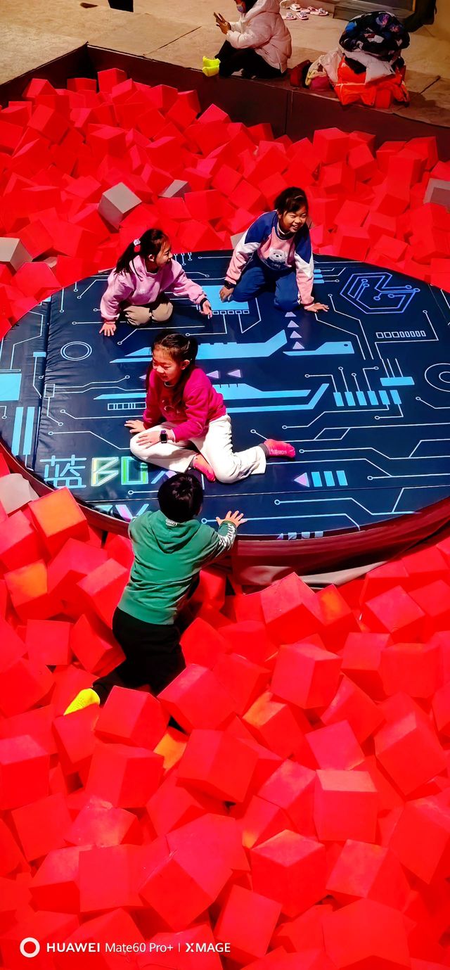 誰懂啊！火爆大東北的藍BOX終於來北京啦！