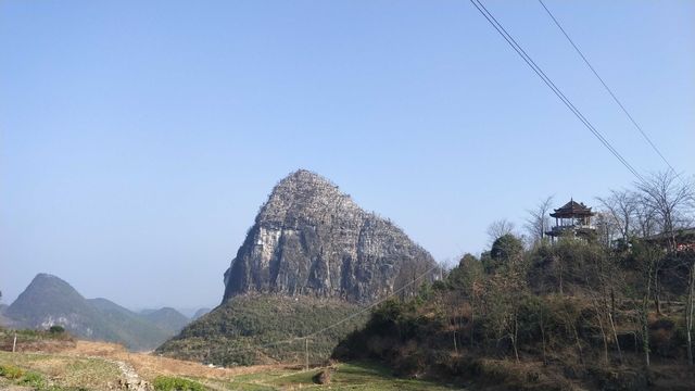 古老而神秘的世界瑶族第一寨，群山環抱的原生態鄉村