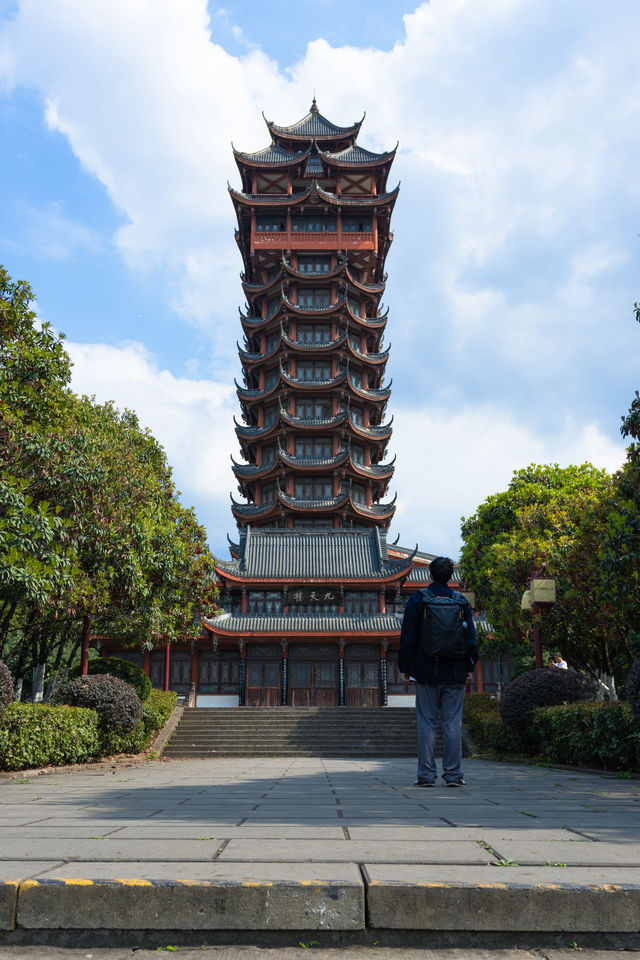 春遊記成都地鐵直達塔子山公園玉蘭花來啦