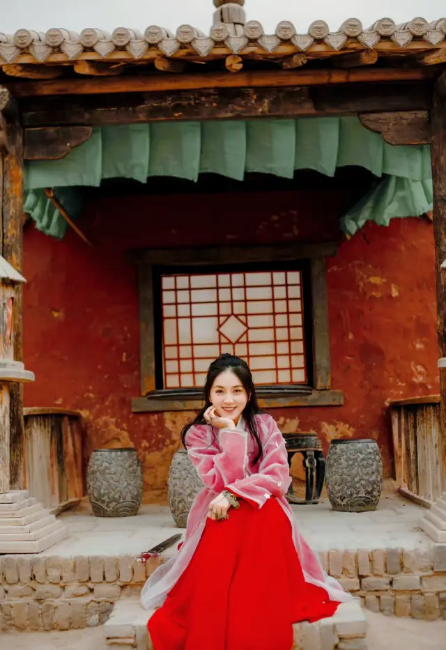 Be a Zixia Fairy at Zhenbeibao Western Film City in the north of town