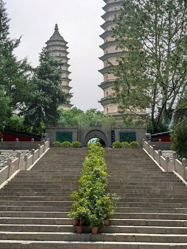 來太原你不去雙塔寺糊塗啊？