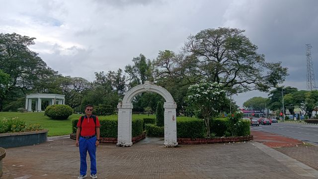 免簽的大馬·Sarawak Museum老館外走走