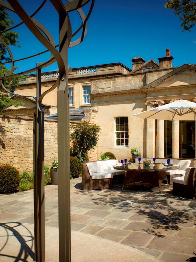 🌟 Bath's Luxe Getaway: Royal Crescent Hotel & Spa 🌟