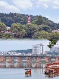 夏日避暑安徽渔梁古村，泛舟渔梁坝