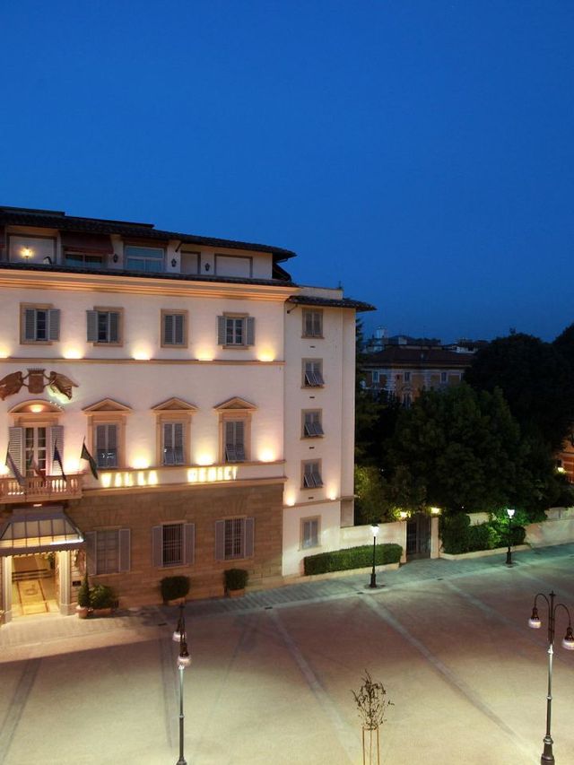 🌟 Florence's Finest: Sina Villa Medici Stay 🌟