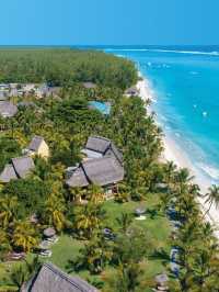 🌴🏌️‍♂️ Mauritius Marvel: Dinarobin Hotel's Luxe Escape 🌅