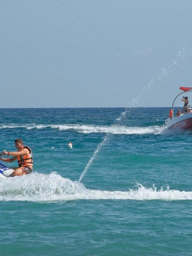 🌟🏨 Unwind in Style at Crystal Admiral, Türkiye 🌊🌴