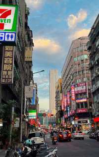 台灣環島自駕之旅:跳石海岸與九份老街的奇幻邂逅。