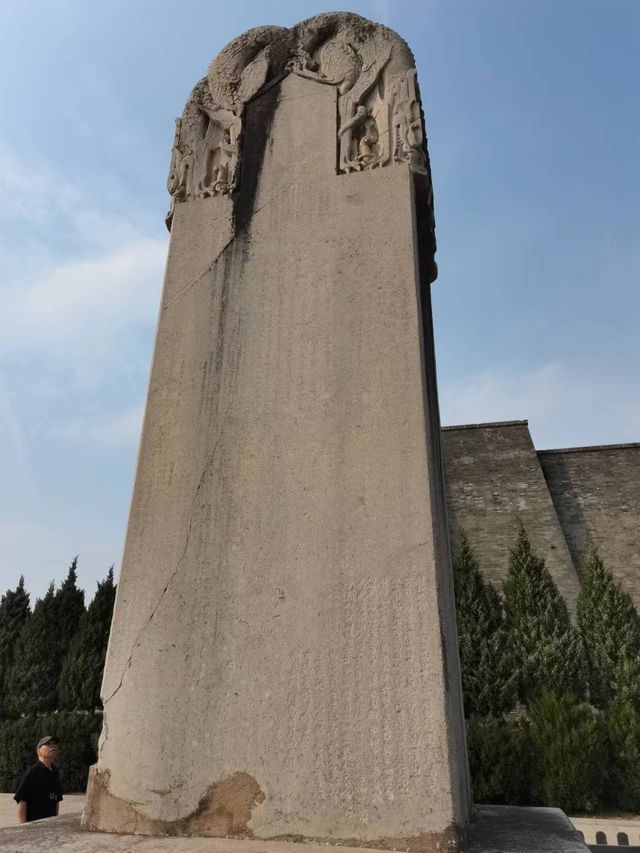 穿越時空之旅：探訪乾陵。