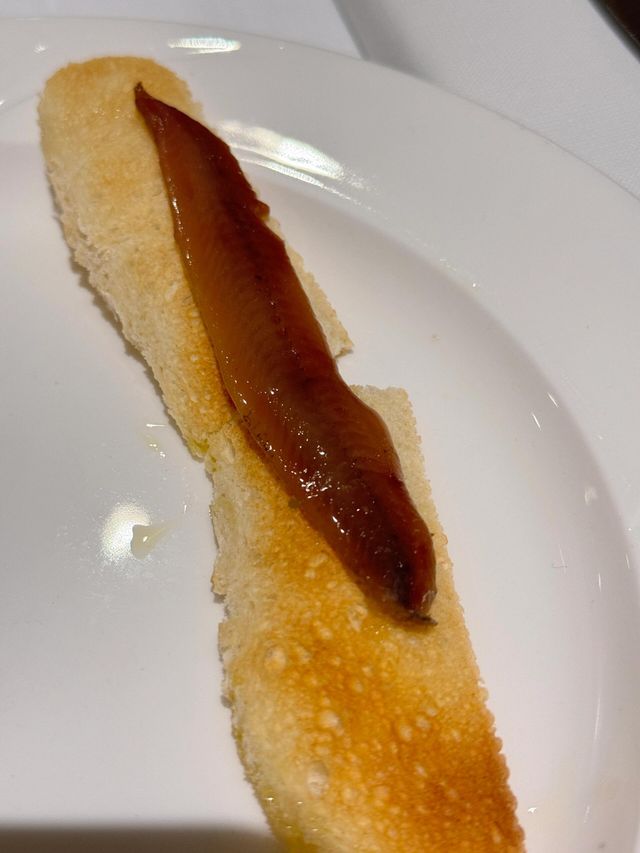 西班牙美食-馬德里卡斯蒂利亞美利亞酒店。