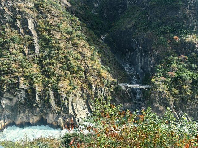 本年度第一寶藏美大峽谷就藏在雪山背後
