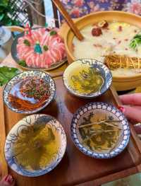 鄭記蹄花煲，軟糯美味超有料