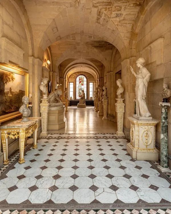 Discover the Historic Castle Howard: A British Icon 