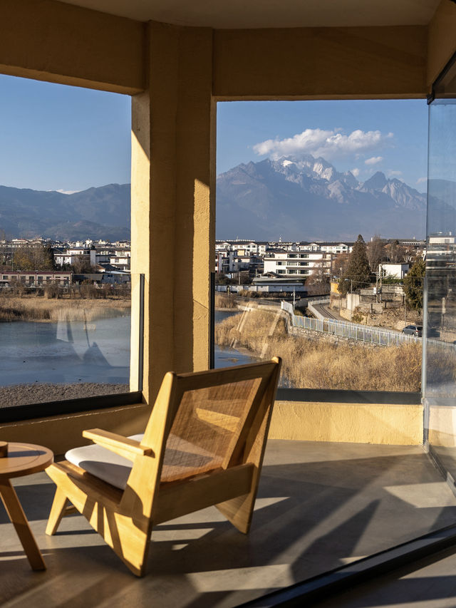 麗江！古城邊！可以遙望玉龍雪山的湖景民宿