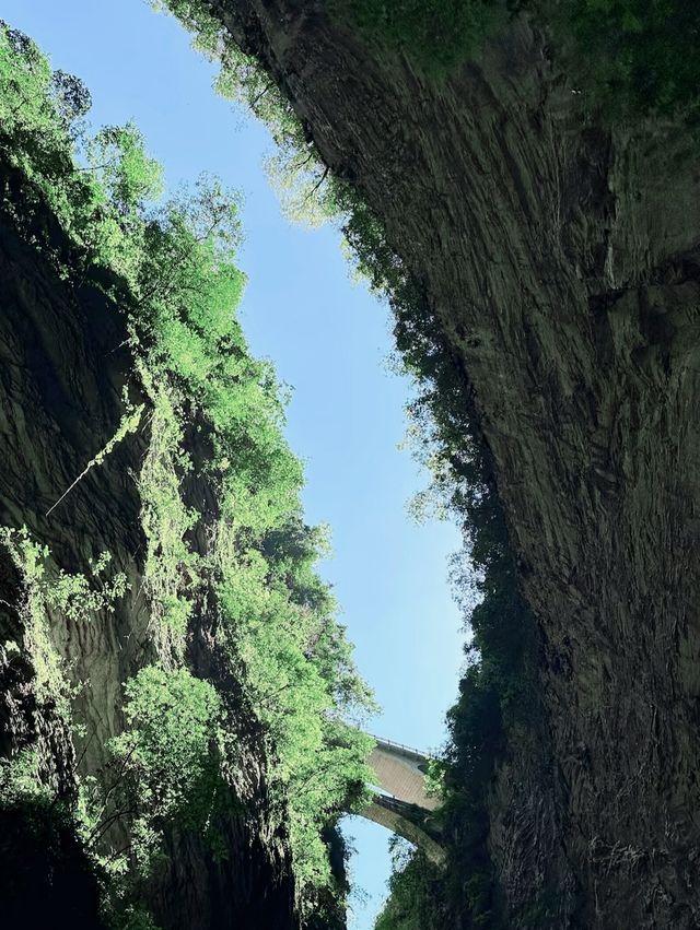 探索屏山大峽谷：自然同人文交織嘅夢幻之境