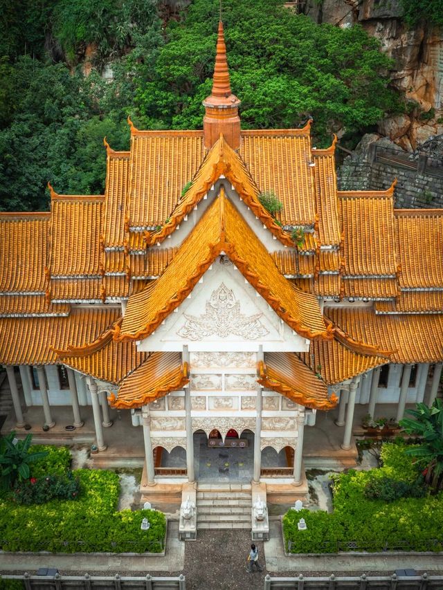 昆明嘅泰式寺院歷史悠久，圓通寺。