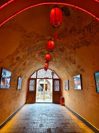 Folk House Wonders