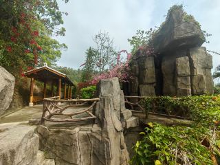The World's Most Extraordinary Mud—Wuhua Hot Mineral Mud Hot Spring