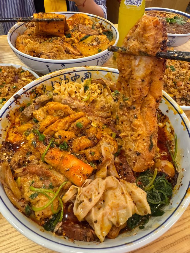 愛食辣嘅朋友必去嘅重慶麻辣燙！