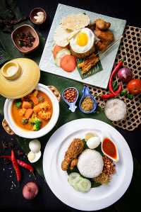 Go on a Foodie Adventure in Kuala Lumpur! ✈️ 🌏
