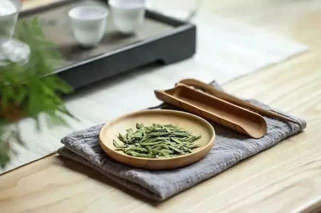 人間春日應問茶，走！去歙縣飲茶去→
