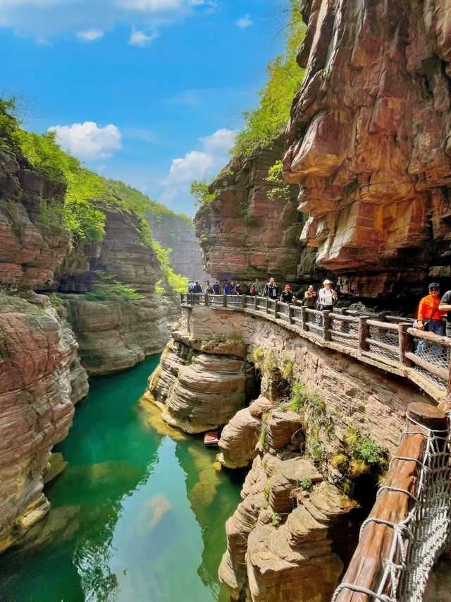 登臨雲台天路·施秉雲台山