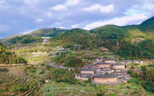 這桌“四菜一湯”你見過嗎？