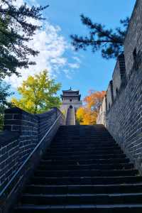 秋日水長城畫卷