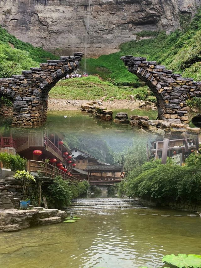 德夯大峽谷徒步｜在「雲端」的流紗瀑布下我找到了夏天！