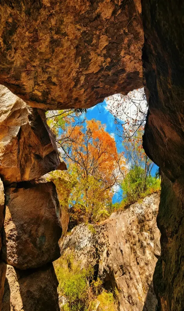 Xi'an Little Switzerland will be gone if you don't go before the mountains turn red!