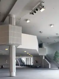 帶著移軸去旅行-赫爾辛基劇院