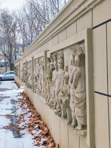 After the snow, traveling from Dalian in 2025 back to 19th century Europe