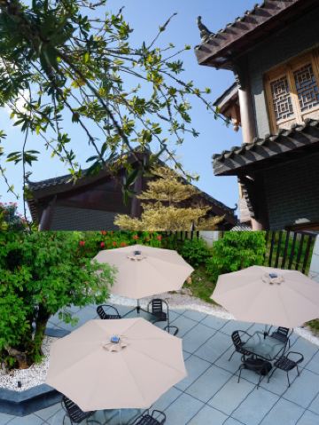 새해, 푸얼에 와서 한적한 마당에서 시간을 보내세요