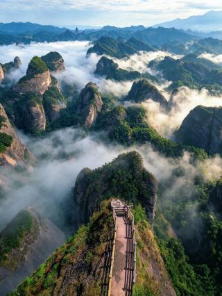 Seriously Underrated 5A Wonderland! One of China’s Most Beautiful Danxia Landscapes