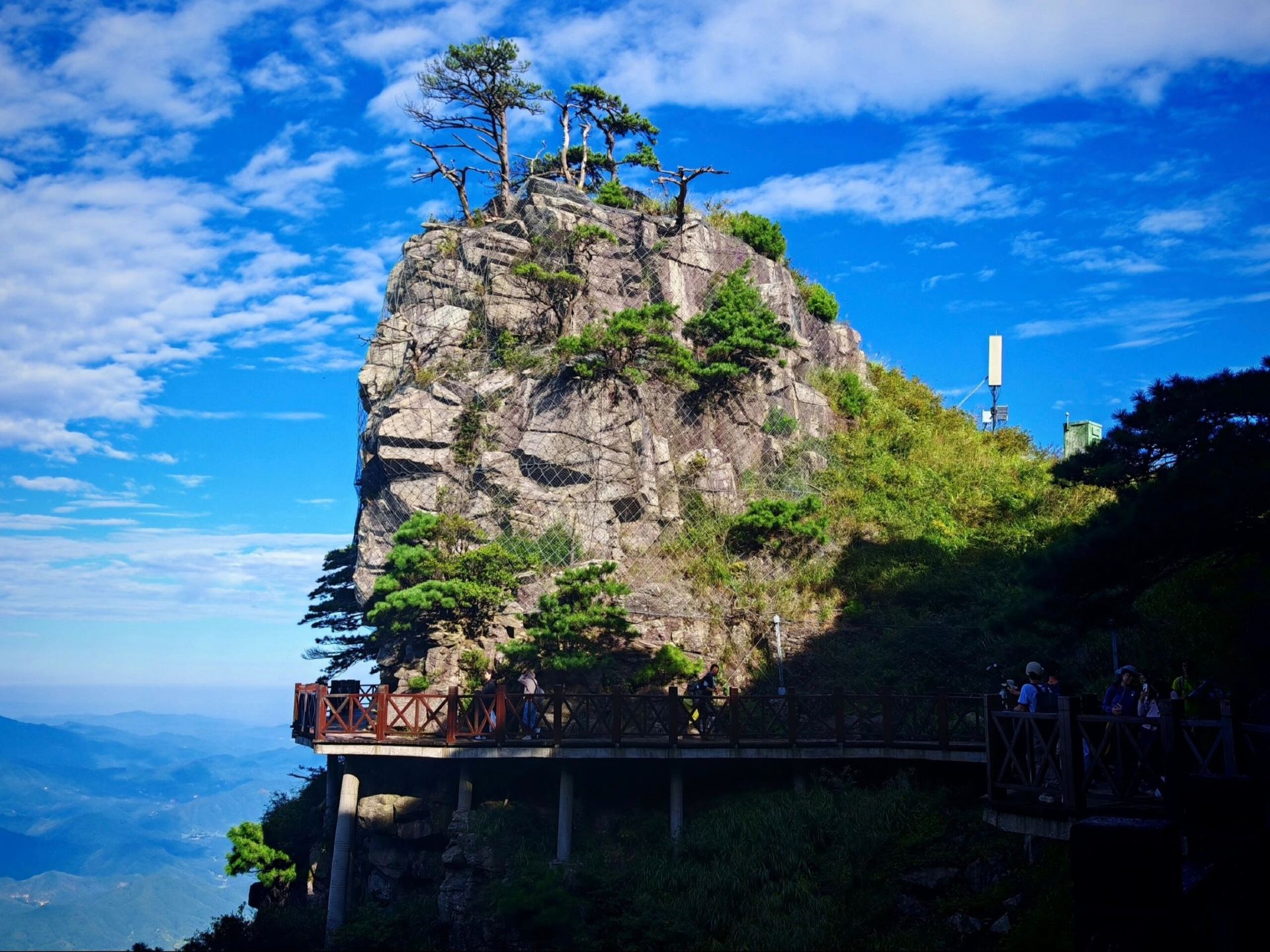 庆元巾子峰25℃浙江南部の緑野の仙境！無料の4A森林秘境、歩くたびに滝に出会う