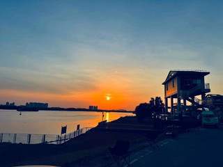 Sunset Chasing in Shunde: Autumn Vibes & Epic Views 🌅