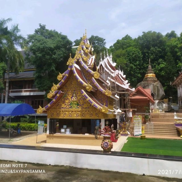 Phrathat Pha Ngao Temple