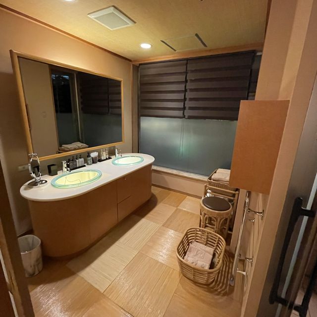 自己房浸住温泉睇富士山 - 鐘山苑酒店
