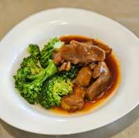 บุฟเฟ่ต์ติ่มซำไม่อั้นในห้องอาหารจีน China Table