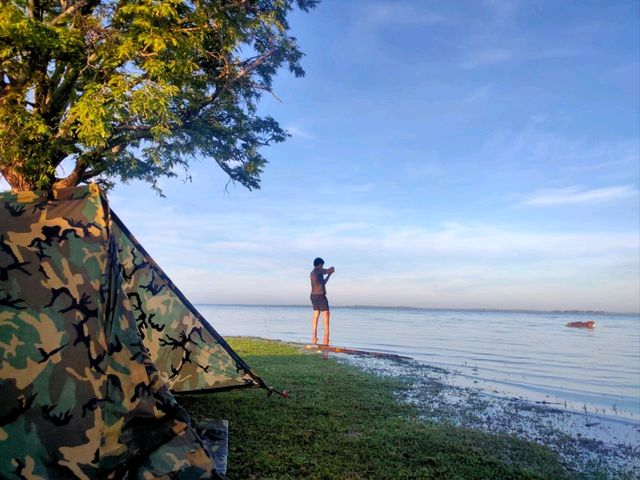 กางเต็นท์หาดแสนตอ ตกดึกชมดาว ที่อุบลราชธานี